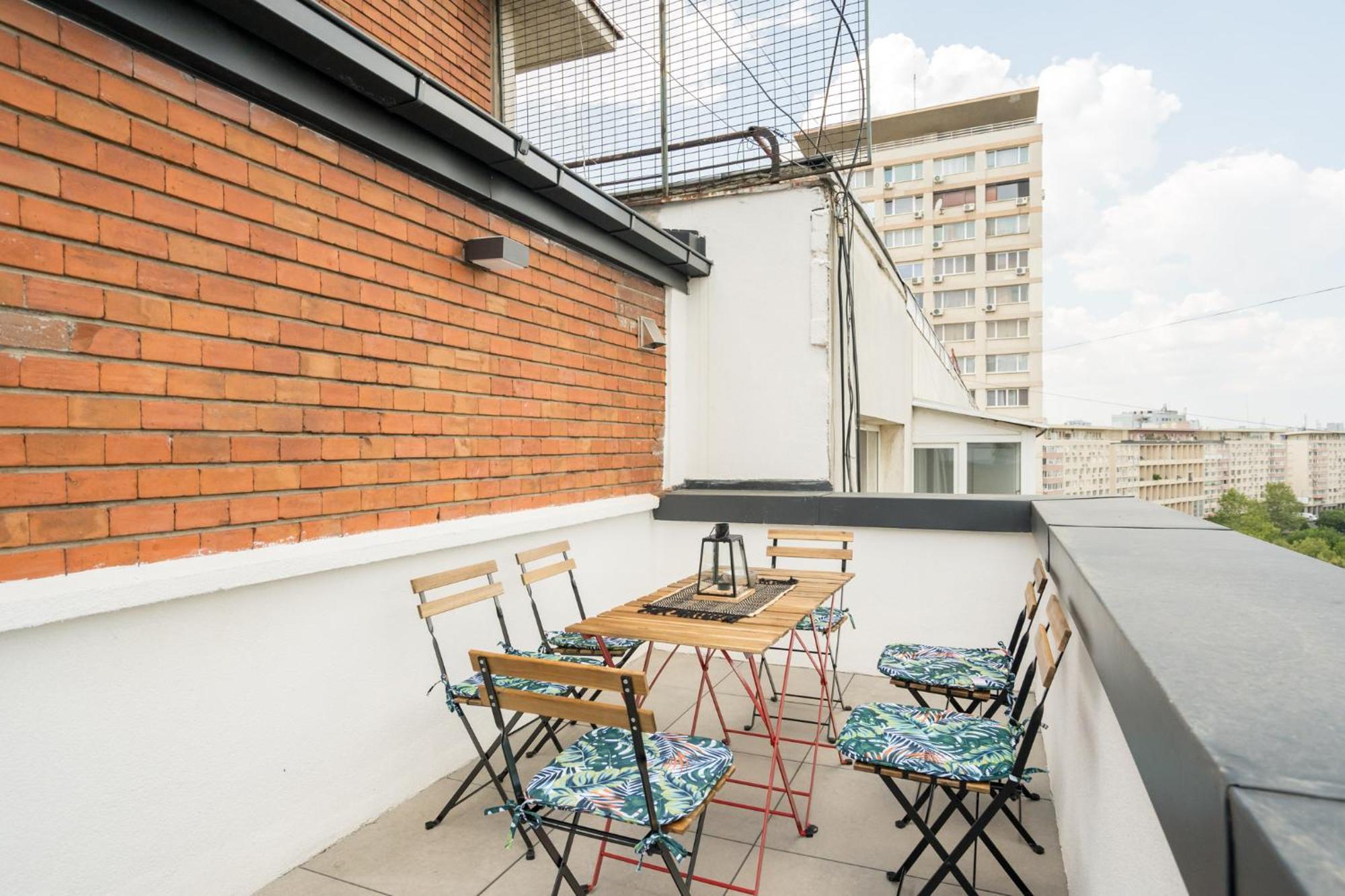 Mood Penthouse - 3Br Luxury Stay In Бухарест Экстерьер фото