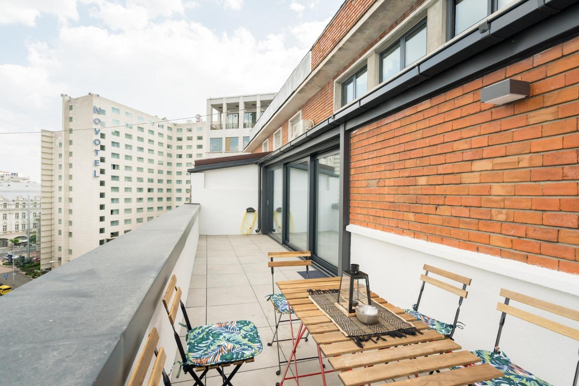 Mood Penthouse - 3Br Luxury Stay In Бухарест Экстерьер фото