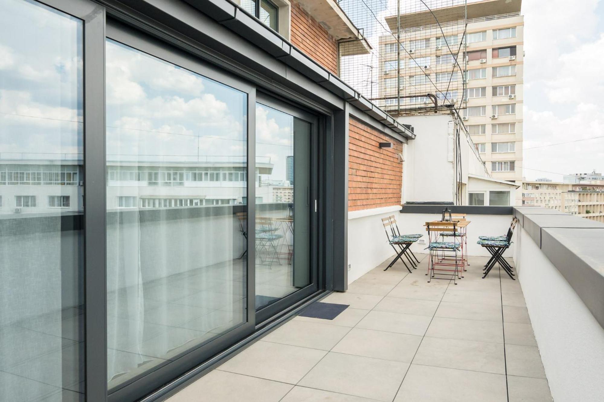 Mood Penthouse - 3Br Luxury Stay In Бухарест Экстерьер фото