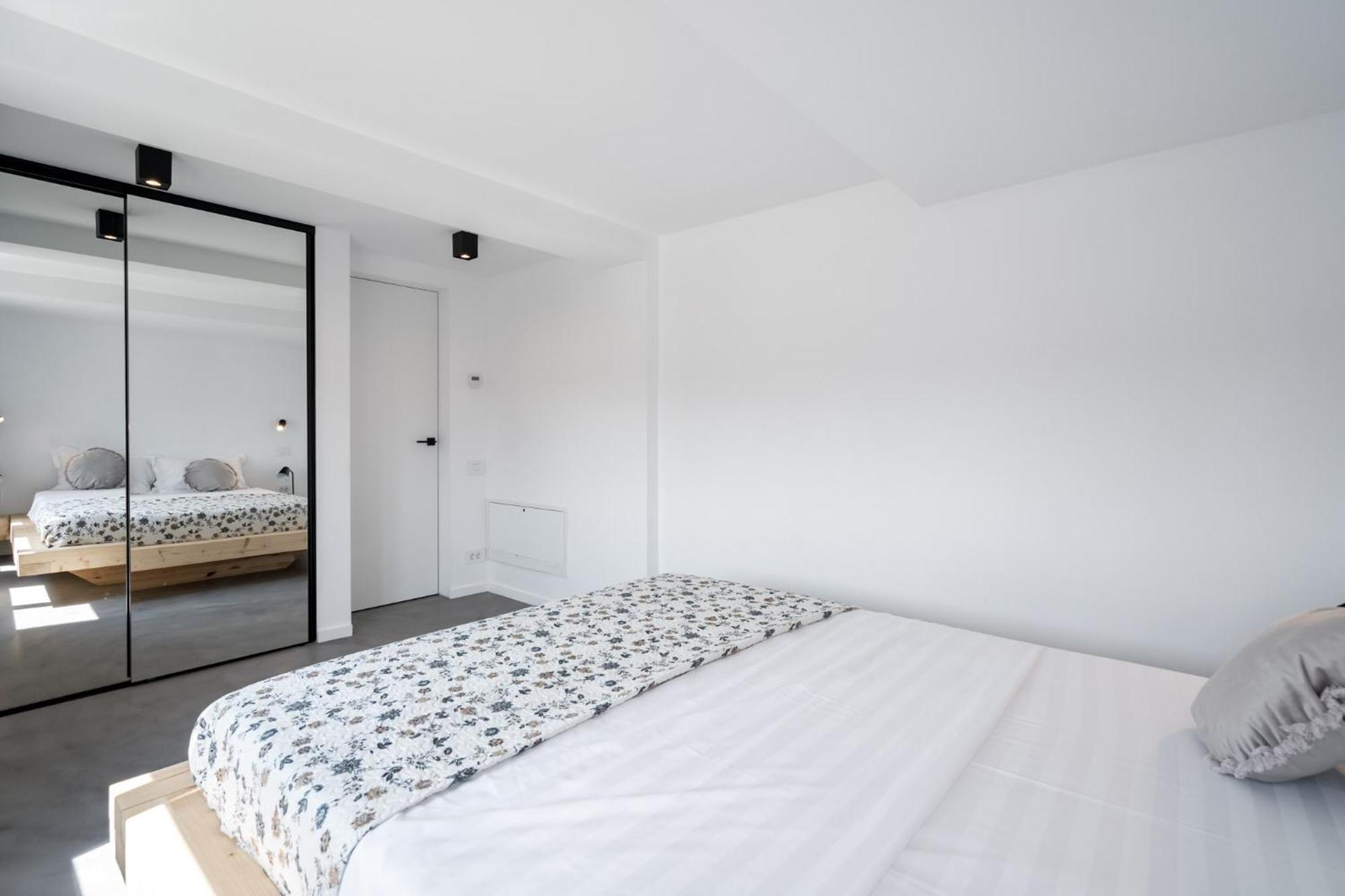 Mood Penthouse - 3Br Luxury Stay In Бухарест Экстерьер фото